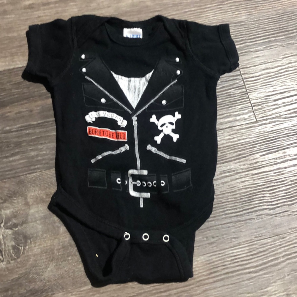 Baby Boy Rabbit Skins Pirate Onesie Sz 6 mth